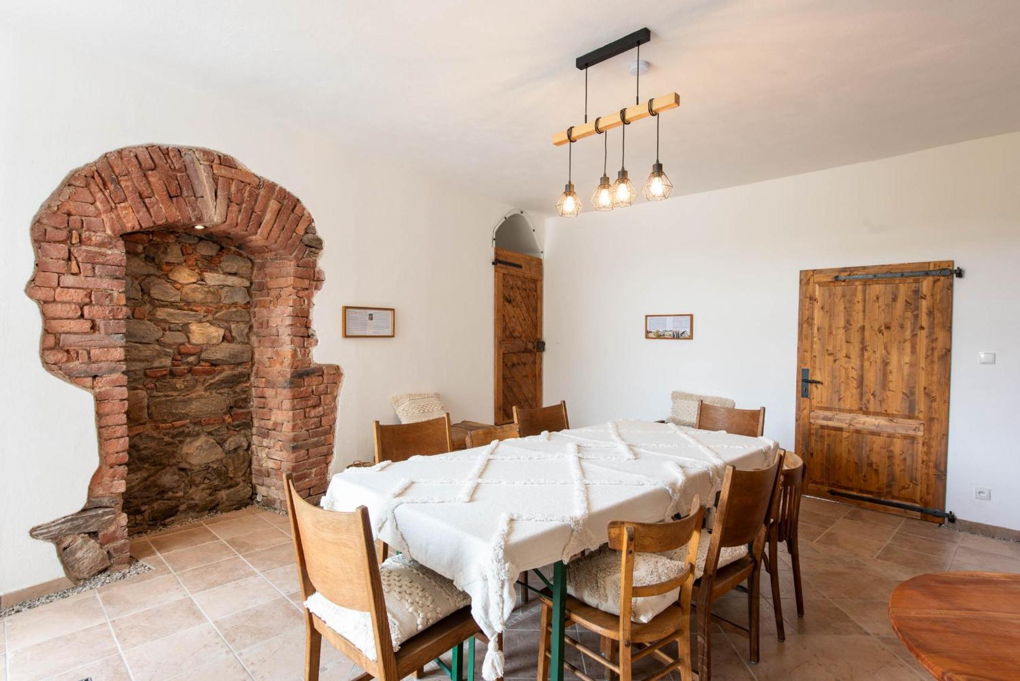 Apartment La Boheme And Retreats Vrhavec
